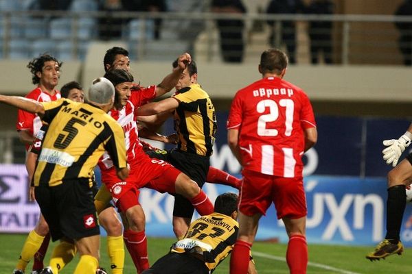 «Μάχες» σε Κρήτη και Κέρκυρα!