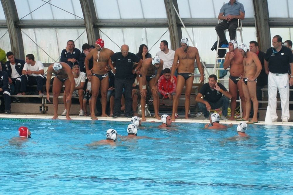 Με άλλο πρόσωπο η Χίος, τραυματίστηκε ο Βλοντάκης (video)