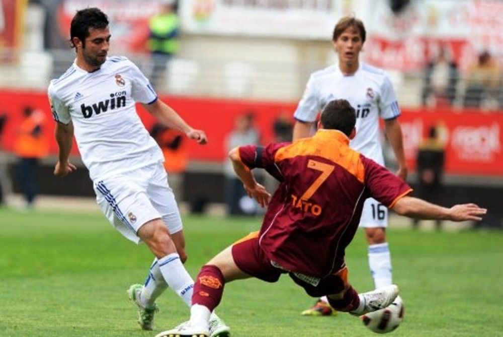 Μήνυμα παραμονής από Αλμπιόλ