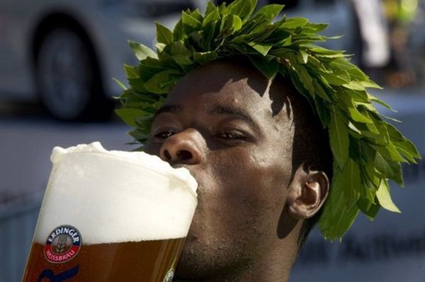 «Έσβησε» το ρεκόρ του «Γκέμπρε» ο Μακάου