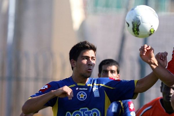 Μπακασέτας: «Τυχερά τα νέα παιδιά του Αστέρα»