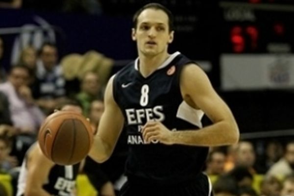 Θέλει Ρακόσεβιτς η Σιένα