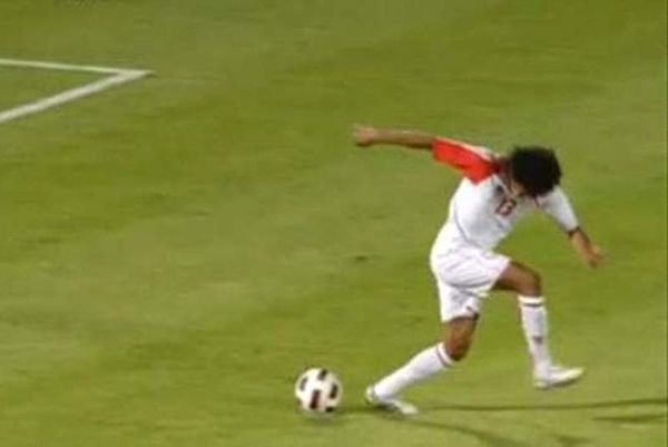 «Έφυγε» το πιο ευφάνταστο πέναλτι... (video)