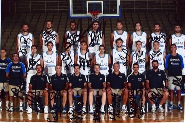 Επέστρεψε, με δώρο, ο Μολυβδάς!