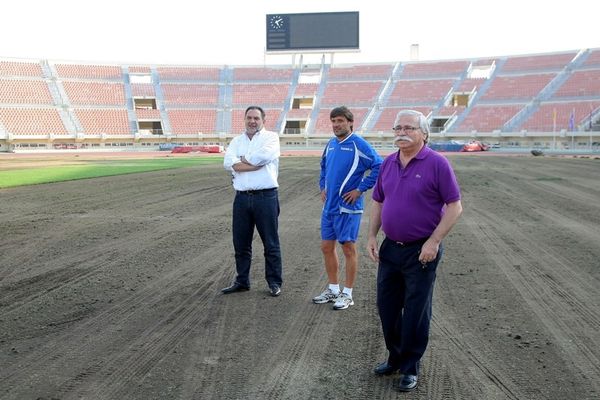 Μπήκαν οι μπουλντόζες στο Παγκρήτιο (photos)