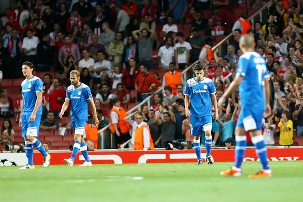 Ξαναβυθίστηκε στο «νησί» ο Ολυμπιακός