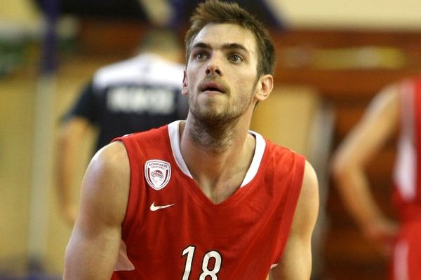 Μάντζαρης: «Πρωτάθλημα και Final 4»
