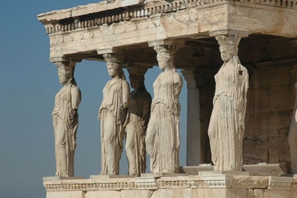 O Κοστάντσο δεν… πέφτει ούτε για ύπνο