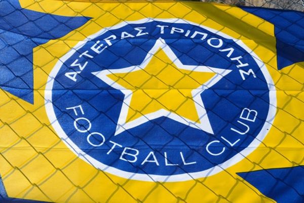 «Καφενειακές συζητήσεις και φαντασιώσεις»