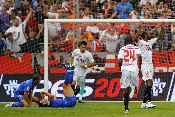 Σούπερ ντέρμπι στο « Βιθέντε Καλντερόν»