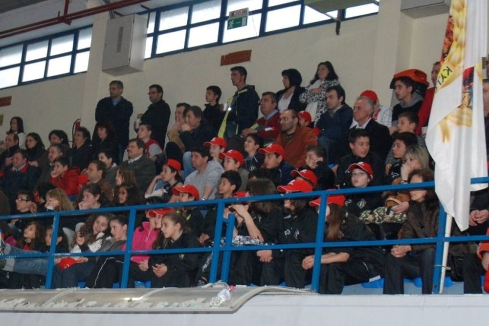 Από το γήπεδο στη φυλακή στην Κατερίνη!