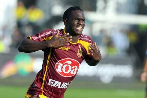 O Κολομβιανός... Τσακ Νόρις! (video)