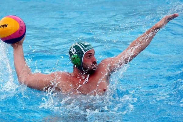 Οι «πράσινοι» φιλοξενούν τους νησιώτες
