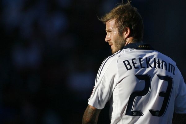 Ταξιδεύει στο Λος Άντζελες για Μπέκαμ η Παρί