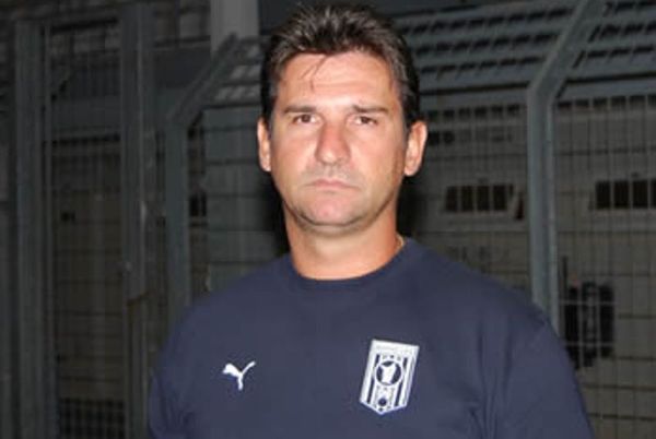 Ανακοίνωσε Καλαμάκη ο Σαρωνικός