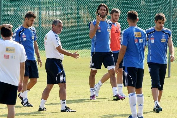 Στο πλευρό της Εθνικής η Προοδευτική!