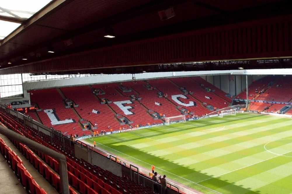 Με κόσμο η Γιουνάιτεντ στο «Άνφιλντ»