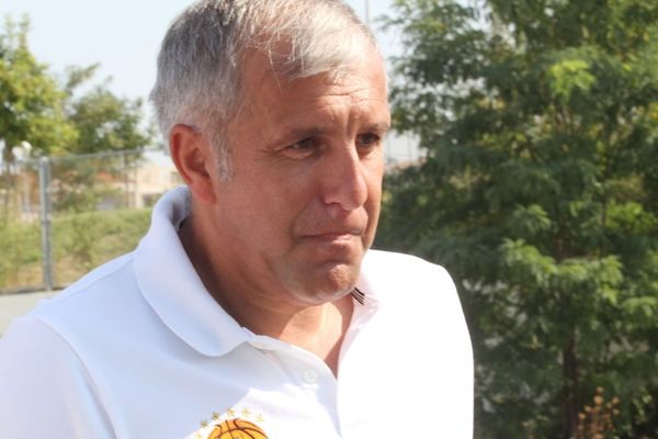 Γι’ αυτό ο Ζοτς είναι ΠΡΟΠΟΝΗΤΗΣ και οι άλλοι απλά προπονητές