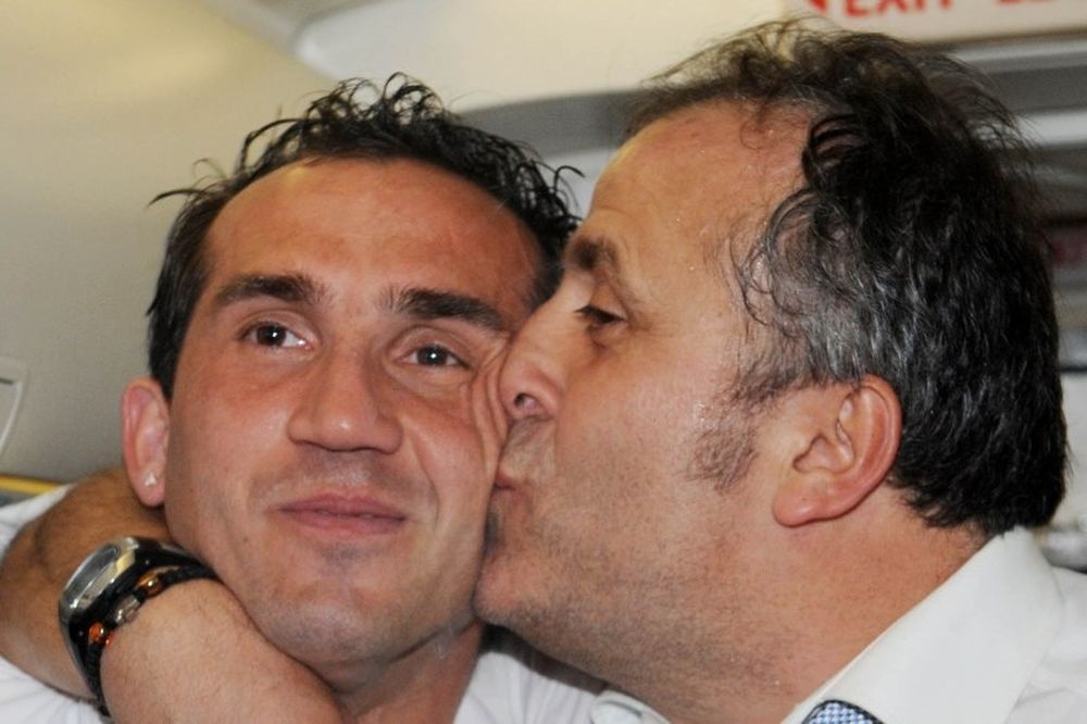 Τοπαλίδης: «Να χτυπήσουμε με Γκέκα»