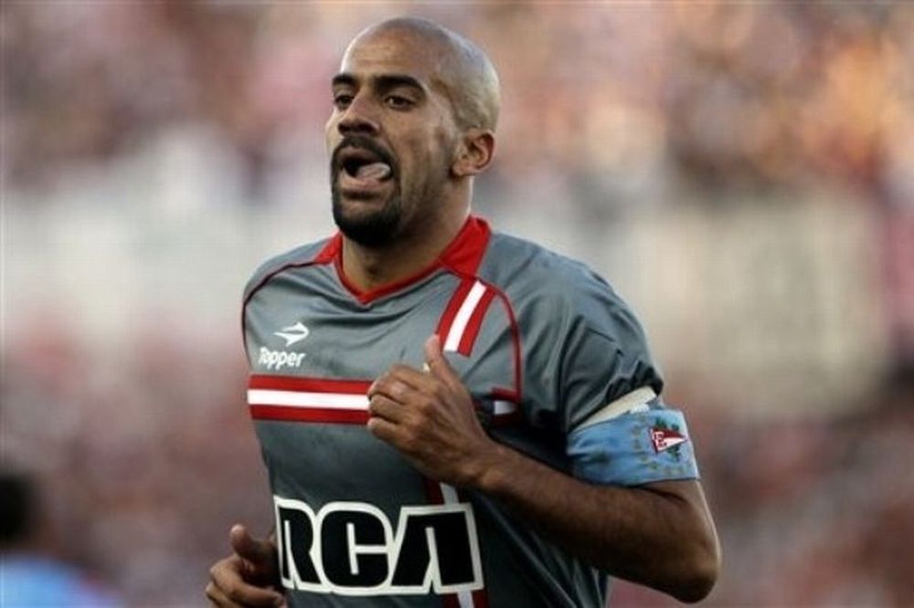 Βερόν: Ο… πυραυλοκίνητος Αργεντινός! (videos)