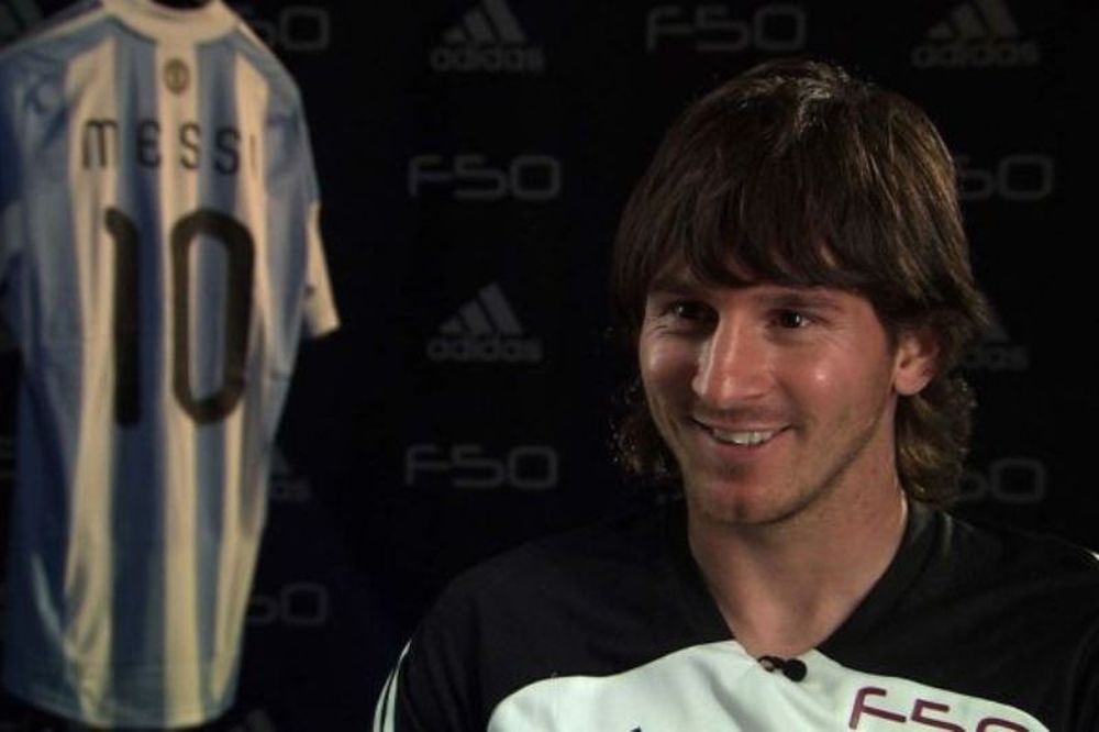 Ο Messi και τα… «έξυπνα» παπούτσια