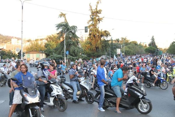 «Όχι άλλα ψέματα, δηλώστε την ομάδα»