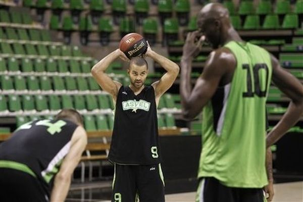 Νικηφόρο το ντεμπούτο του Πάρκερ