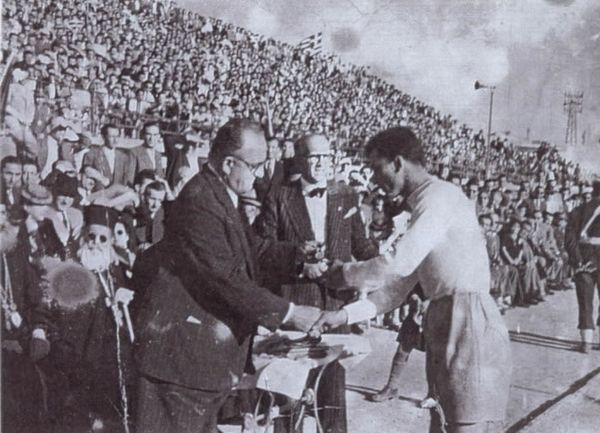 Ριζούπολη: Η γη της επαγγελίας του Απόλλωνα Σμύρνης