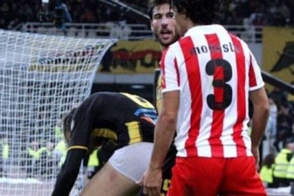 Το κατεβασμένο… σορτσάκι του Κάλα (video)