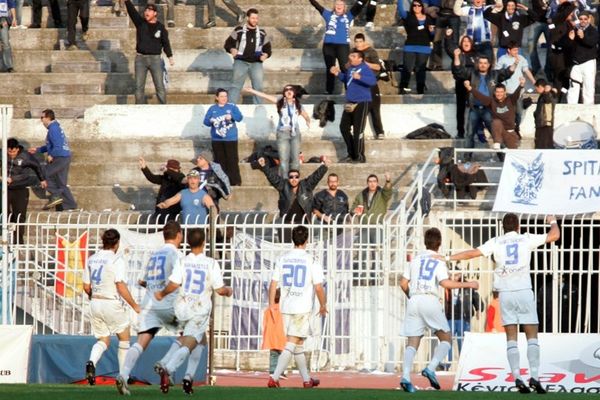 Παραμένει πρόεδρος στη Νίκη ο Ιωαννίδης
