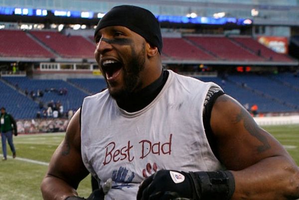 Τίνος είναι πατέρα το παιδί; 