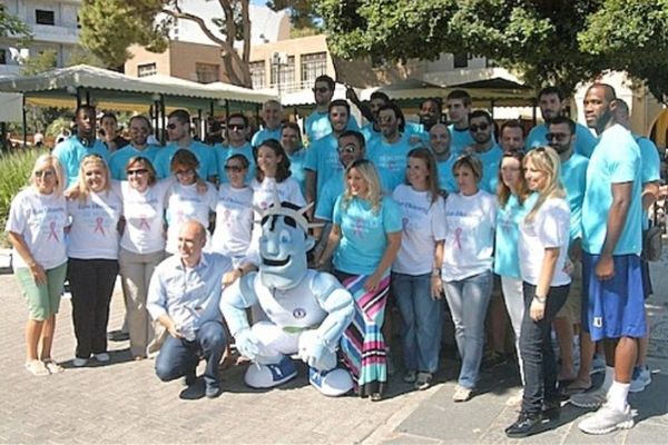 Αγιασμό και δείπνο ο Κολοσσός
