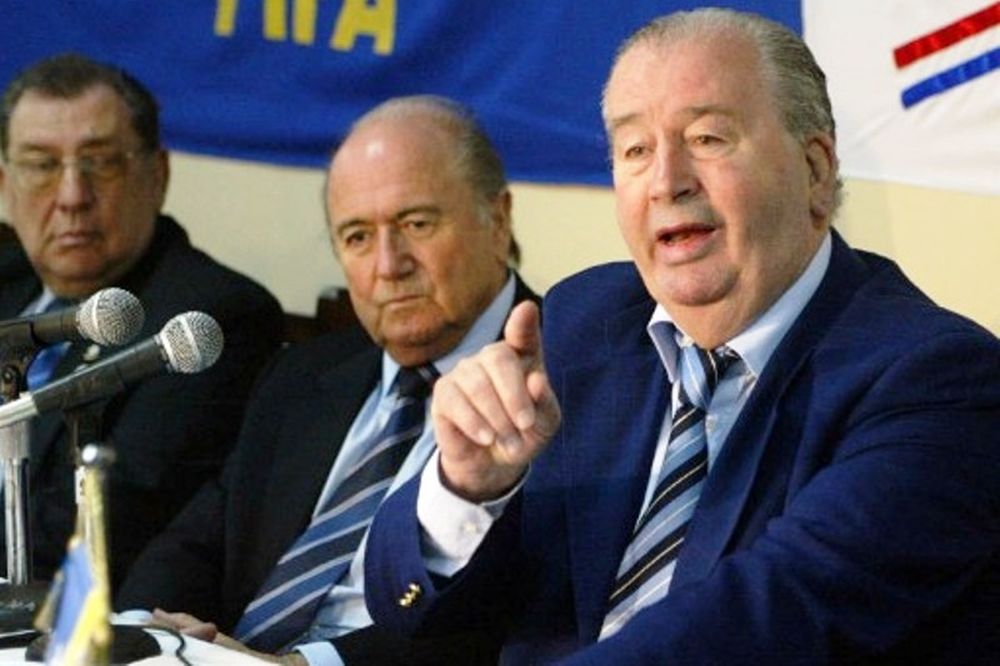 Επανεξελέγη ο Γκορντόνα 