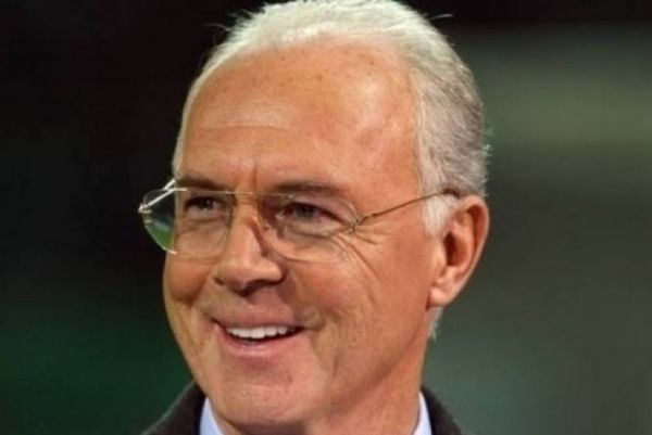 Μπεκενμπάουερ: «Με εντυπωσίασε ο Ολυμπιακός»