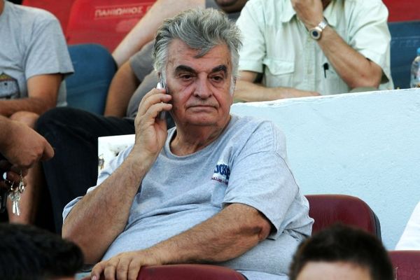 Ενοχλημένος ο Τσολακάκης, εμμένει σε παραίτηση