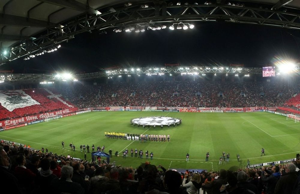 Γερμανοί δημοσιογράφοι «βούτηξαν» πολύπριζα από το Καραϊσκάκη!