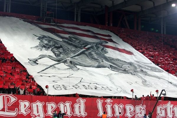 Καταγγελία Ντόρτμουντ για τον «Ιππότη» του coreo!