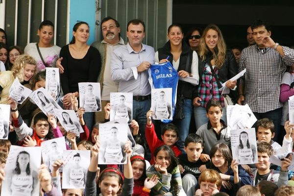 Επισκέφθηκαν σχολείο οι Παγκόσμιες (photos)
