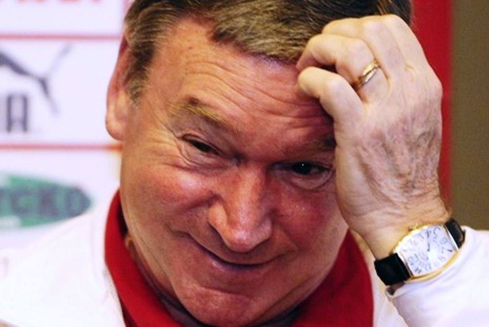 Δεν παραιτείται ο Κλεμέντε