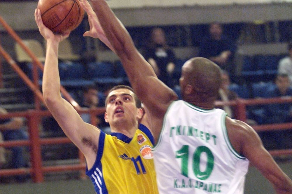 Το «πάνω χέρι» το Περιστέρι