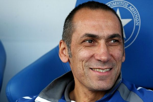 Δώνης: «Μήπως γίναμε Ολυμπιακός;»