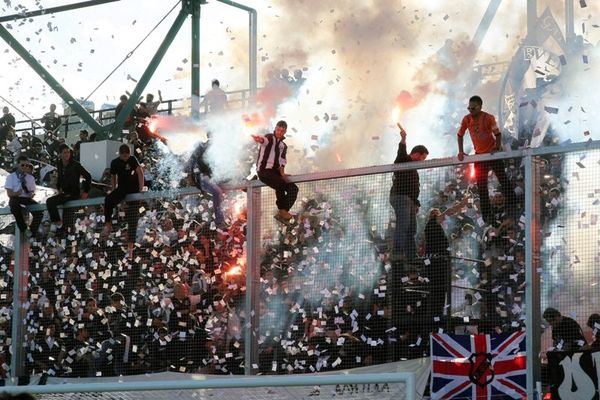 Διακοπή λόγω… πανό στο «Γεντί Κουλέ»