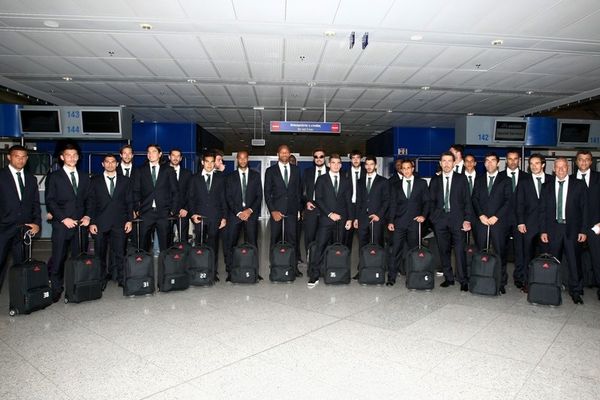 Αναχώρηση με… νέο look για Παναθηναϊκό (photos)