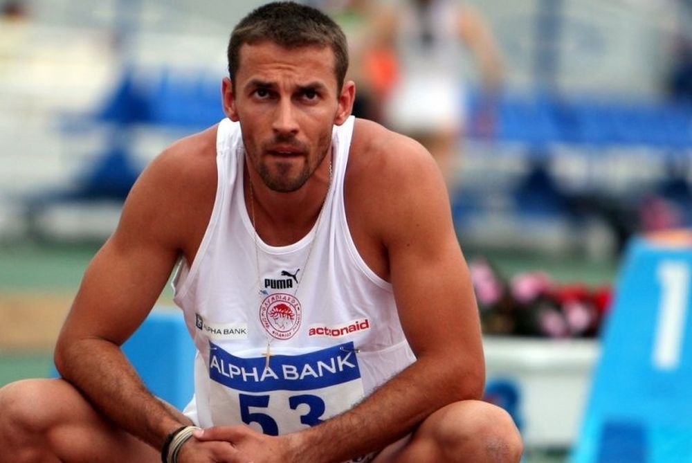 Ο Ιακωβάκης απομακρύνεται από τον Ολυμπιακό