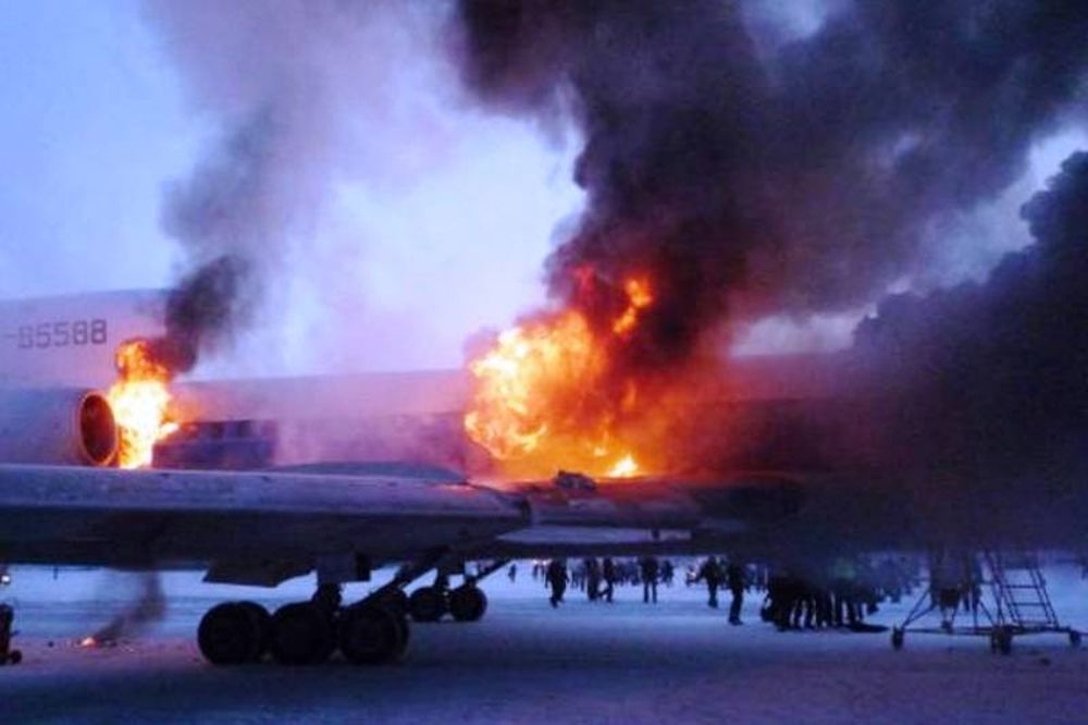 Υεμένη: Εκρήξεις σε αεροπορική βάση