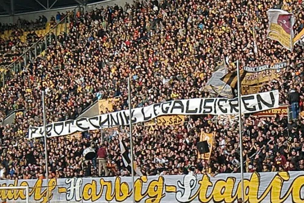  Η Δυναμό Δρέσδης τιμώρησε τους οπαδούς της!