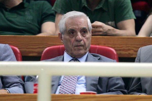 Γιαννακόπουλος: «Κοντά στην ομάδα ο κόσμος»