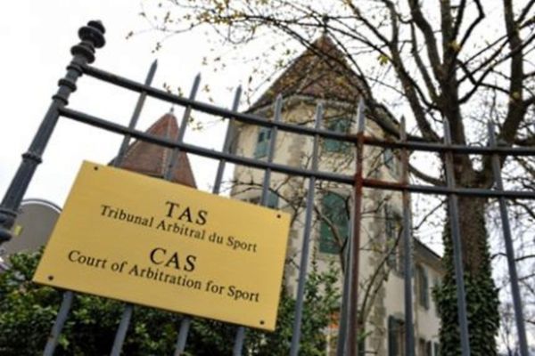 Μιτζικός: «Καλούμε την ΕΠΟ να σηκώσει ανάστημα»