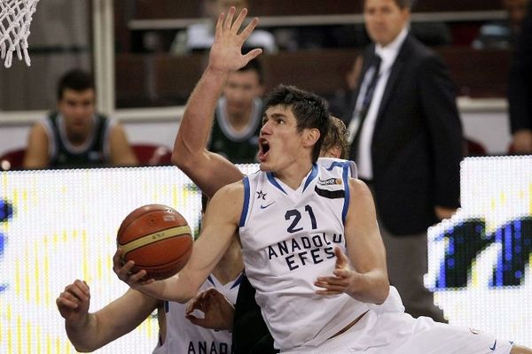 Πέρασε από το Μιλάνο η Εφές