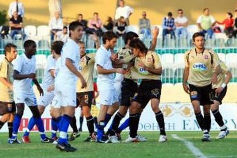 Παραμένει πρόεδρος ο Μπαλαμπέκος στον Ηλυσιακό